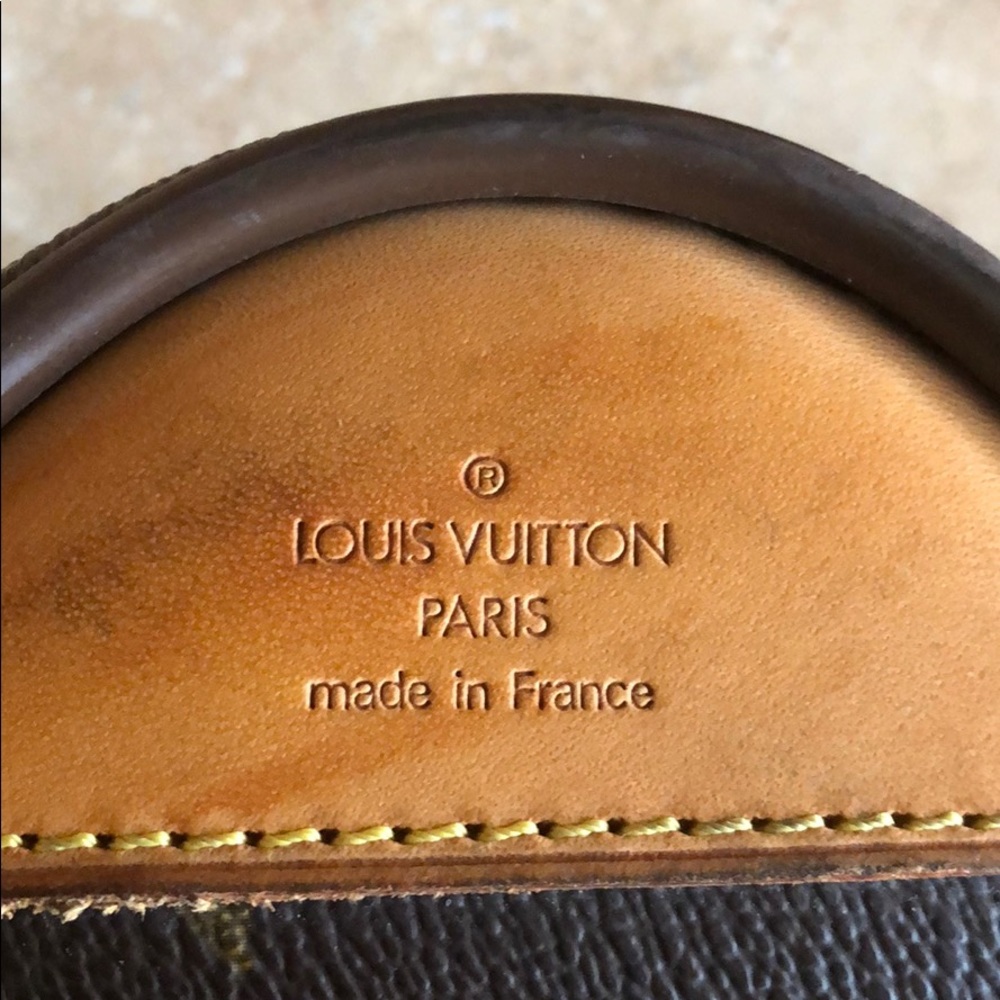 LV Suitcase - Picture 2 of 5